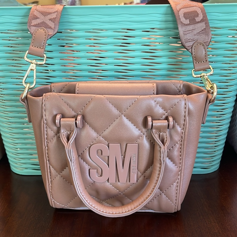 Steve Madden BBABI  Mini Quilted Crossbody Bag